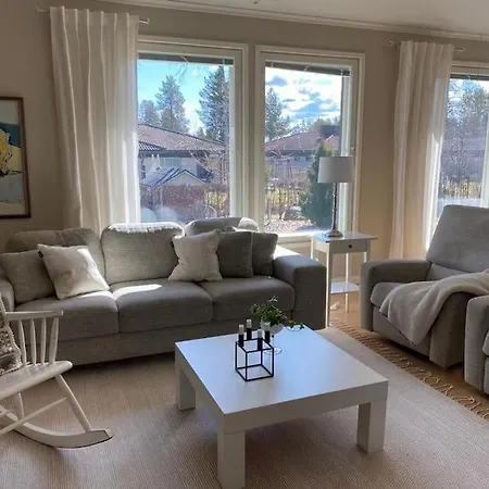 Pajupilli 1-10 Henkilolle Apartamento Kajaani